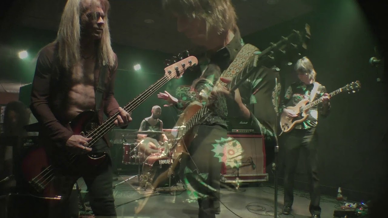 The Vanishing Kids performing 