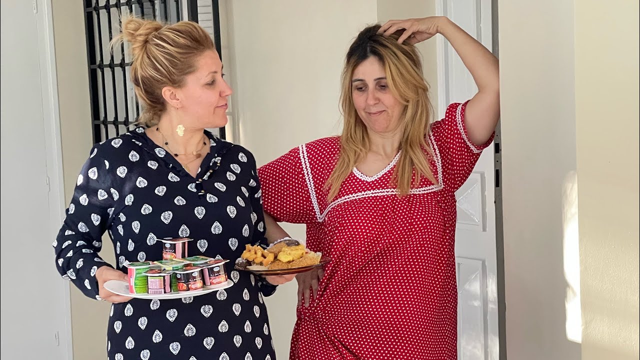 Ghenia Michel Officiel تشرب قهوة ☕️ مع اختها صارة في البلاد #القبائل# روعة #😝🥹🤔😱