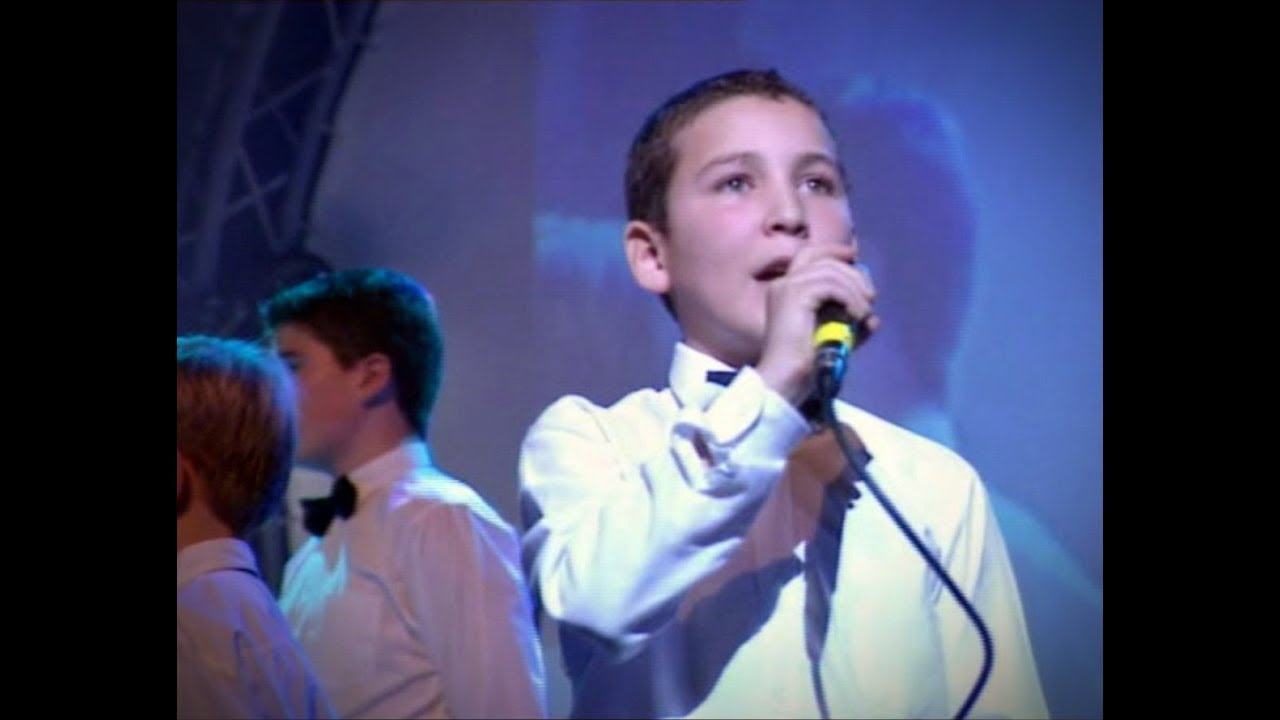 Les Petits Chanteurs d'Asnières - Vous Avez été Des Enfants (Gala 2000)