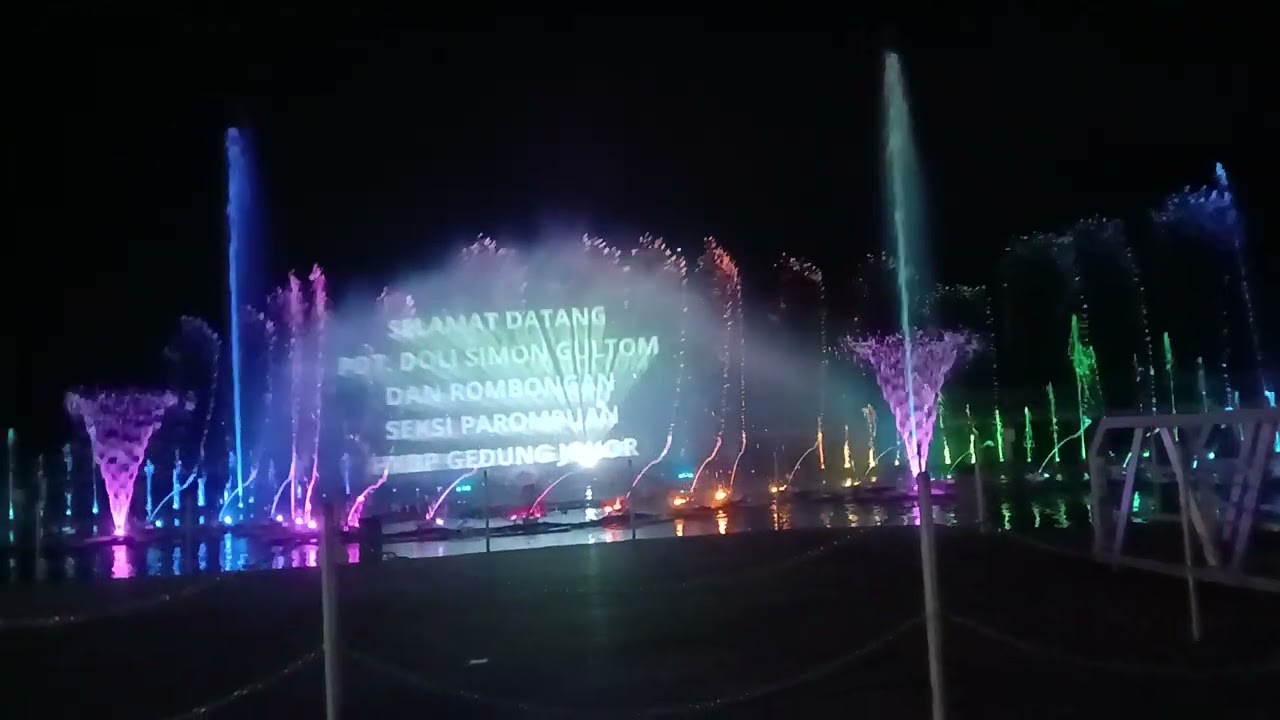 AWAL PERTUNJUKAN WATERFRONT DANAU TOBA - PANGURURAN SAMOSIR