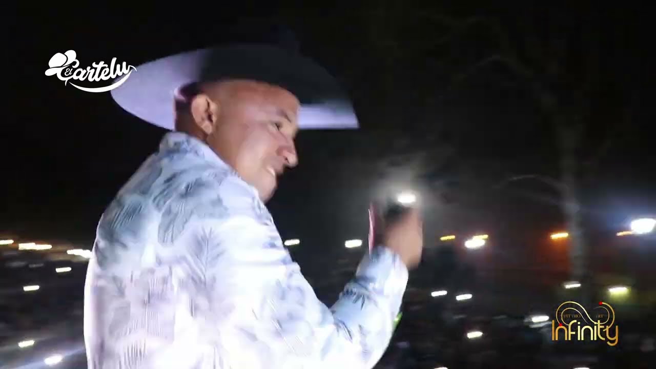 RURU RARA EN VIVO ( El cartelu )