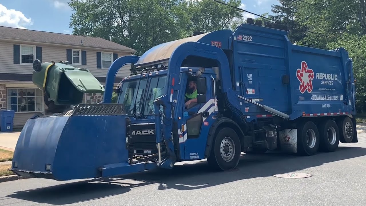 Republic Services [2222] | Mack LR Heil Half/Pack Odyssey FEL Curotto Can on trash