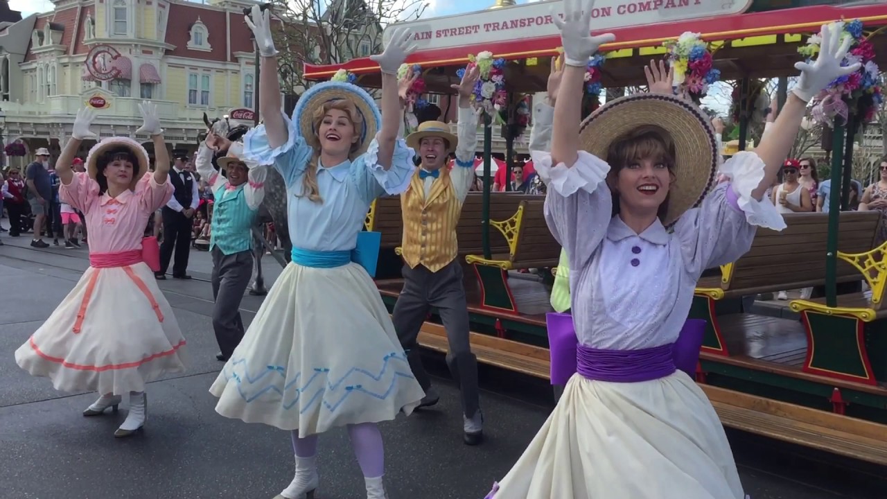 WDW Magic Kingdom: Trolley Show