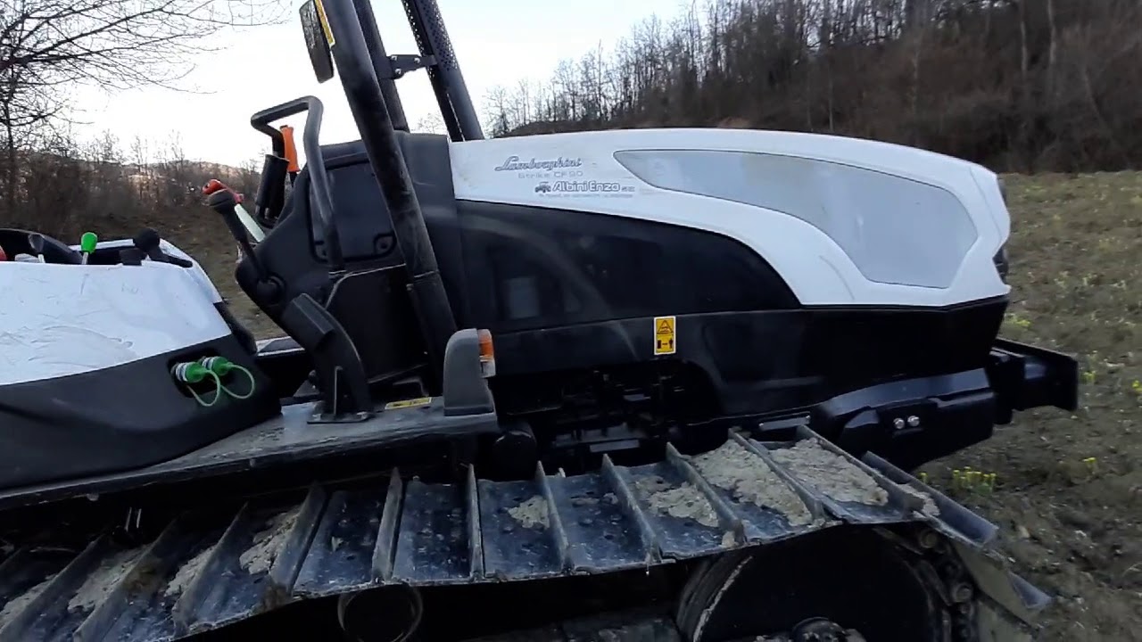 Concimazione con Lamborghini Strike CF90