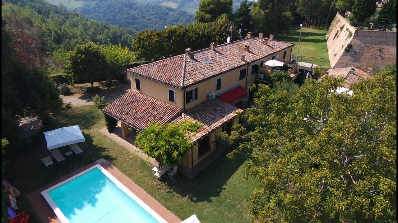 Villa from the 1700s on the Pesaro Hills, Le Marche - Italian Luxury Asset
