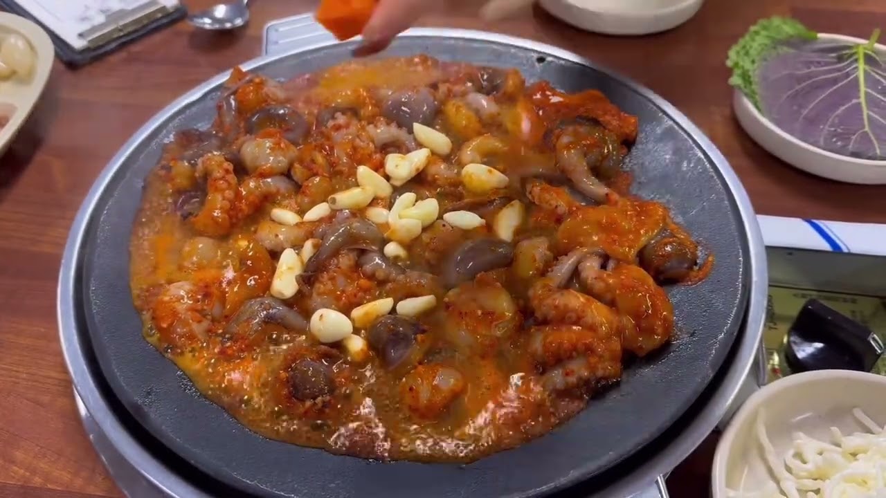 술 먹고 안주 먹는게 일상 루틴인 사람(짜장면,짬뽕,탕수육,김밥,나정순할매쭈꾸미,볶음밥,딱새우회,광어회,떡볶이,해장국)