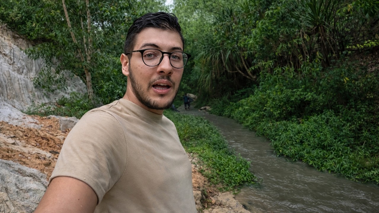 تفاجأنا بالواد حمل علينا فنص الطريق، وها شنو درنا باش نهربو ونرجعو سالمين! 🚙💦