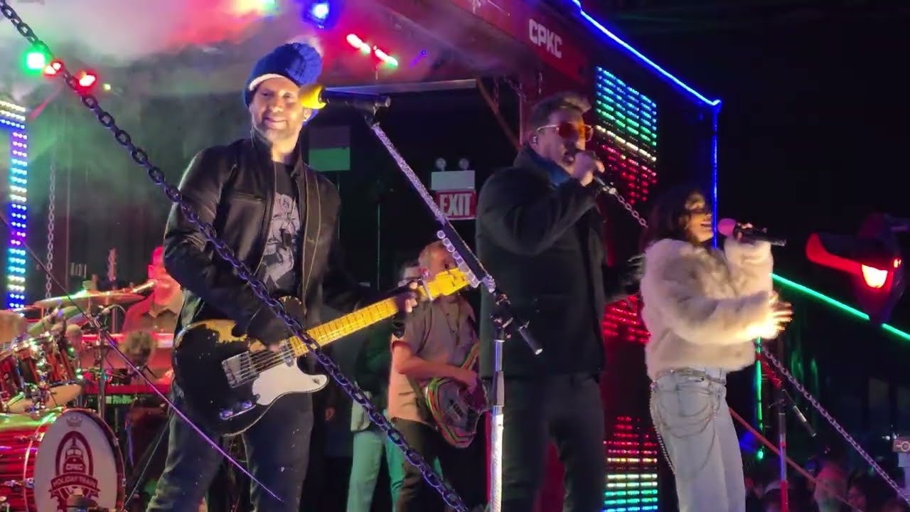 CPKC Holiday Train Arrival & Departs Franklin Park, IL. With Smash Mouth and JJ Wilde. 11/23/2025