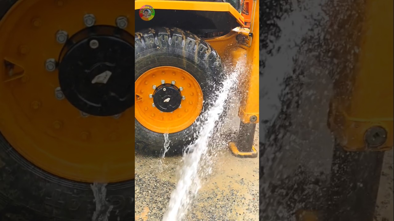 JCB Machine Water Service Video 💧😇 #jcb #machine #bulldozer #shorts #short