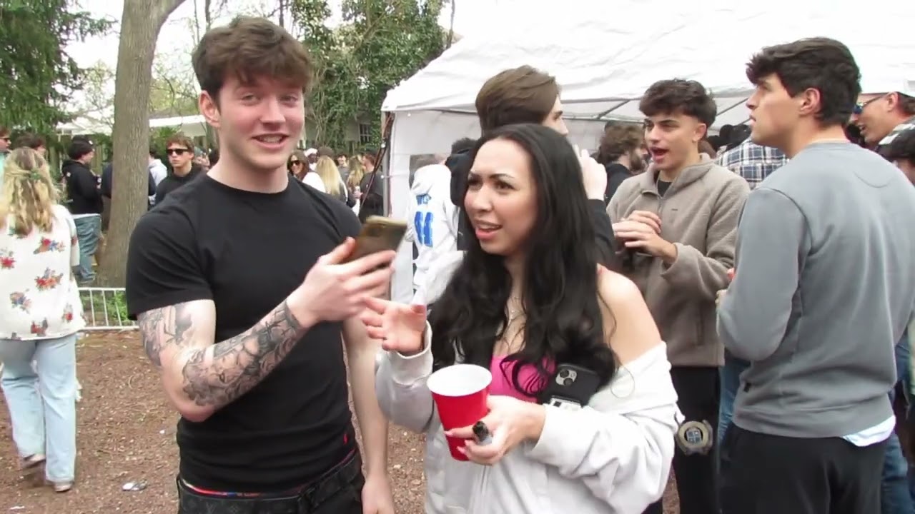 WE OUTSIDE AT ROWAN UNIVERSITY!!! *DAGE GETS CRAZY*