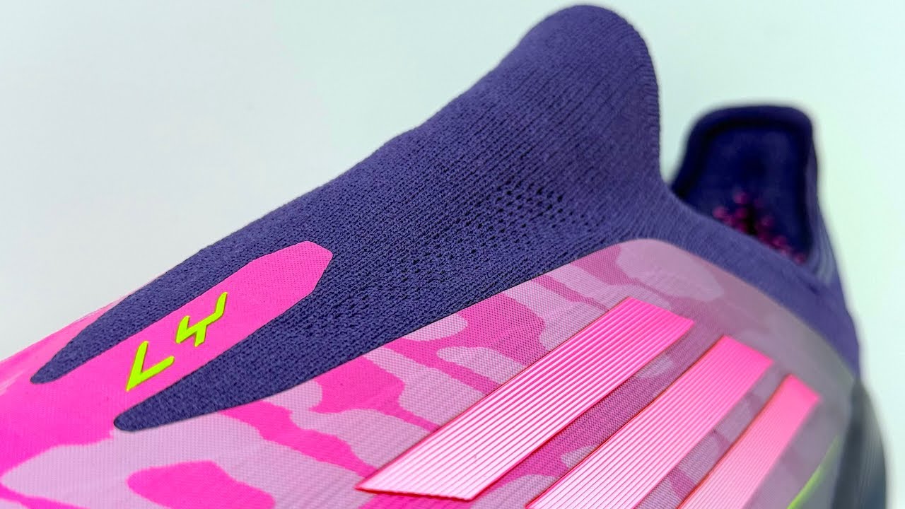 Why are Lamine Yamal's football boots DIFFERENT?