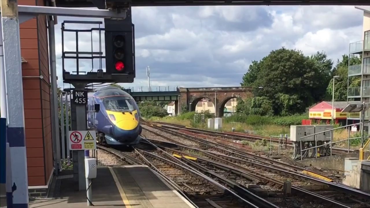 Trains at Strood on August 4th 2017