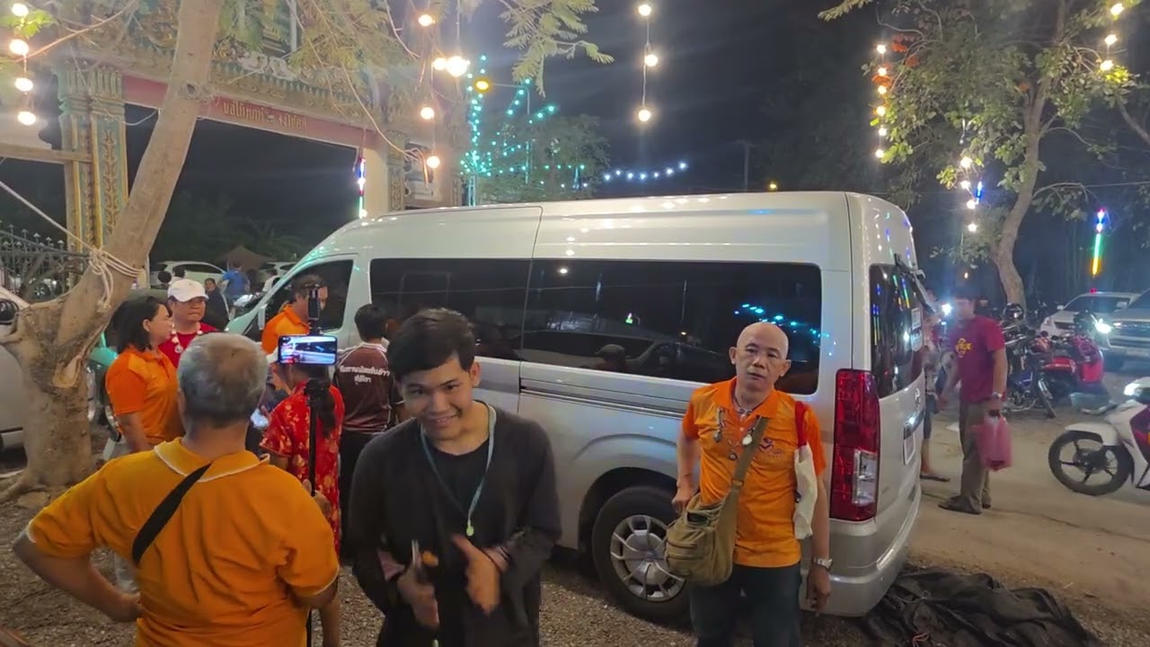 ล่าสุด สีส้ม เต็มรถตู้ น้องต้นข้าวเดินทางกลับแล้ว
