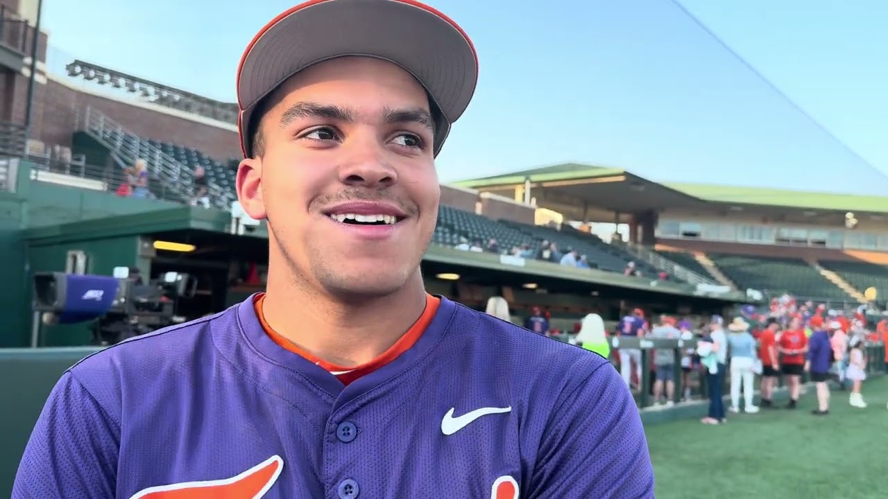 Тристон МакКлэдди после победы в 3-м матче над командой Ga Tech.