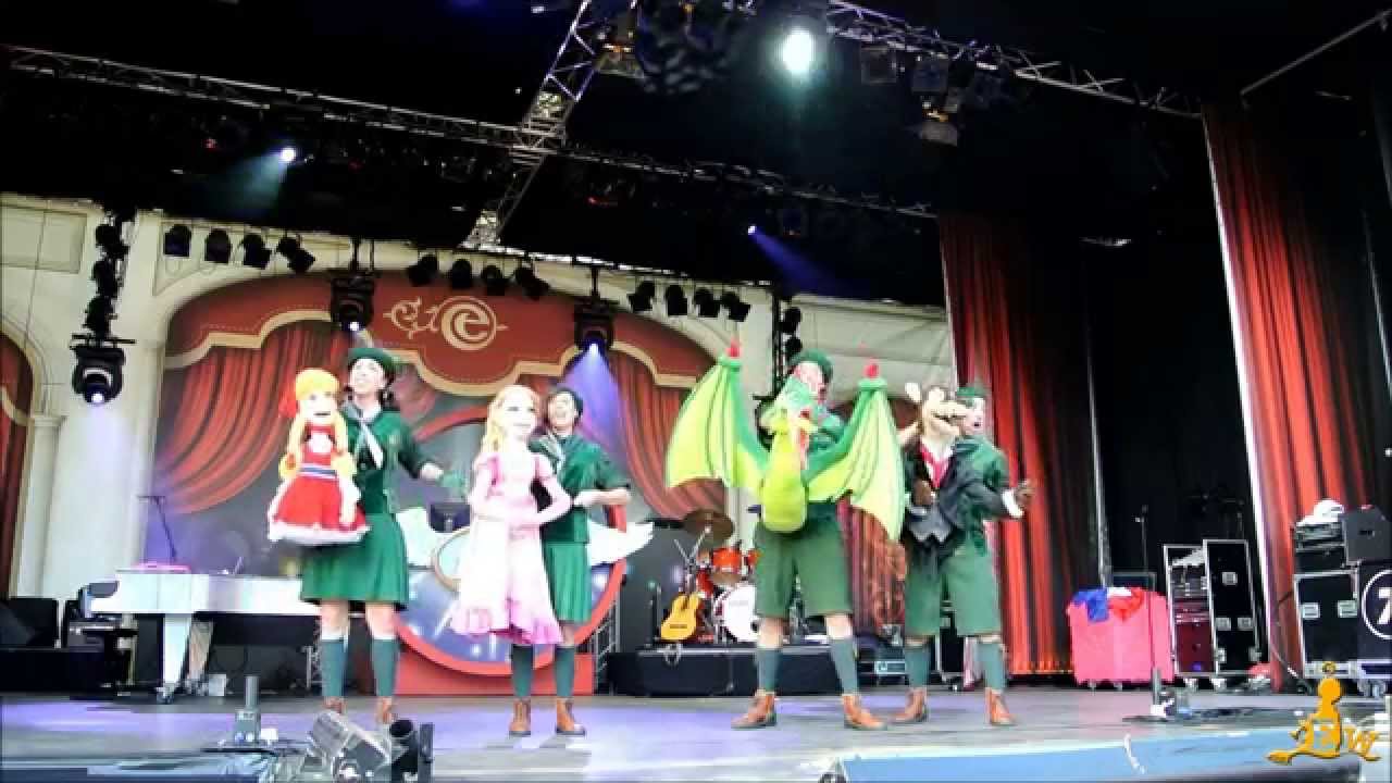 Sprookjesboom Concert (2) - Brink - Zeven Pleinen Festijn 2013 - Efteling