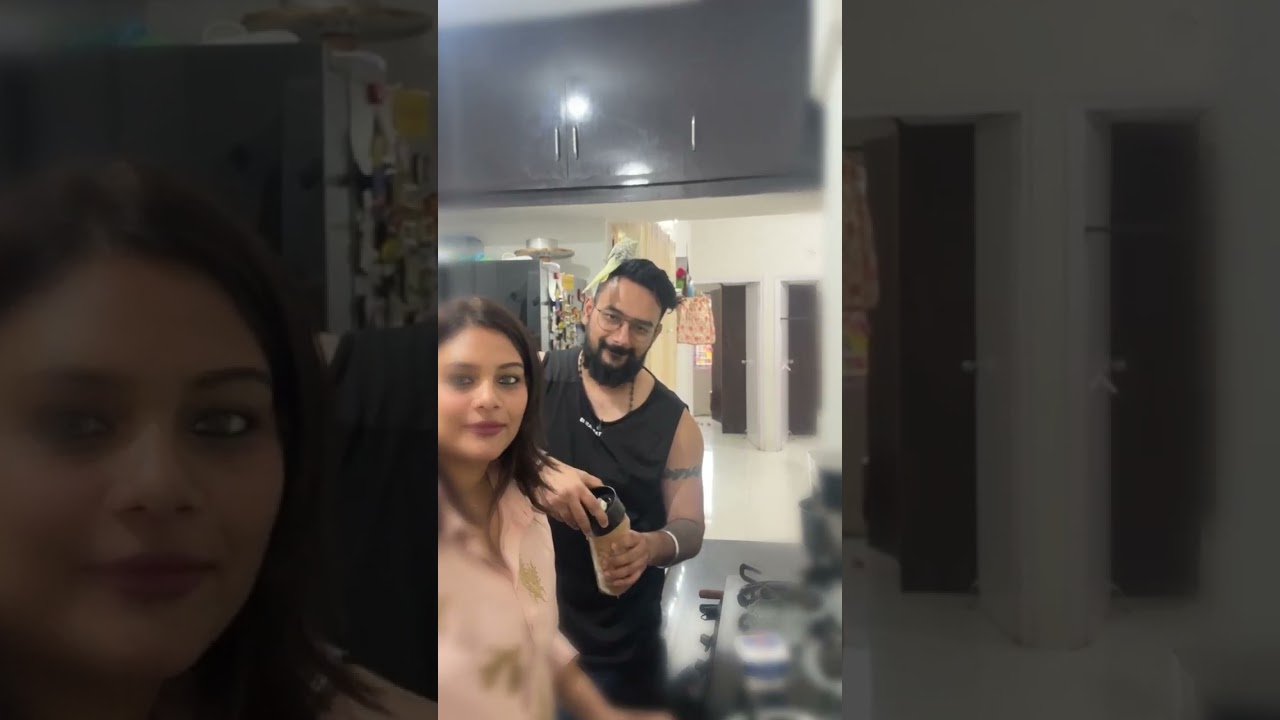 Cooking, chaos & a little fun in the kitchen! 🍳💛