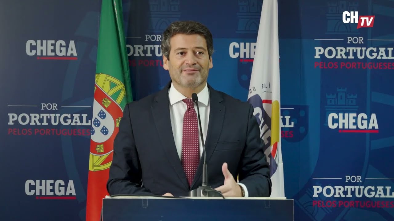 Marcelo foi cobarde ao não defender os portugueses