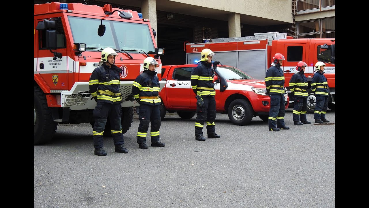 Příbramští hasiči uctili památku dvou kolegů, kteří zahynuli v Koryčanech