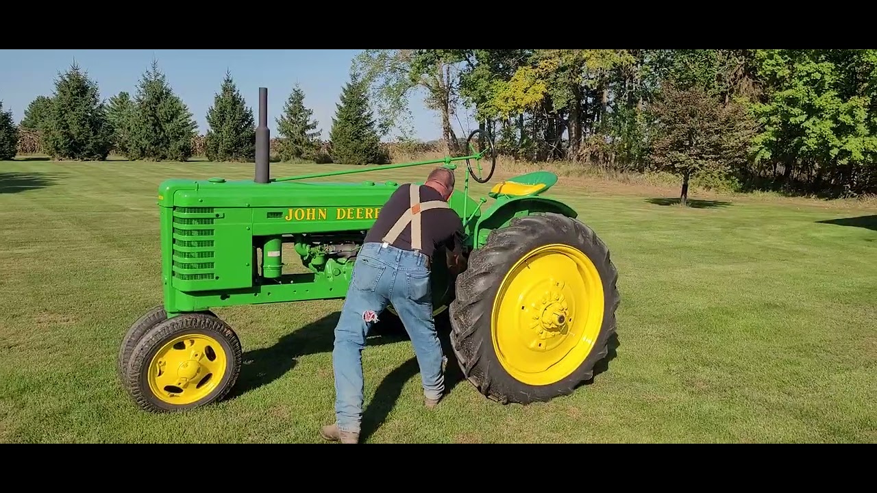 Трактор John Deere H 1941 года — восстановленный/капитально отремонтированный