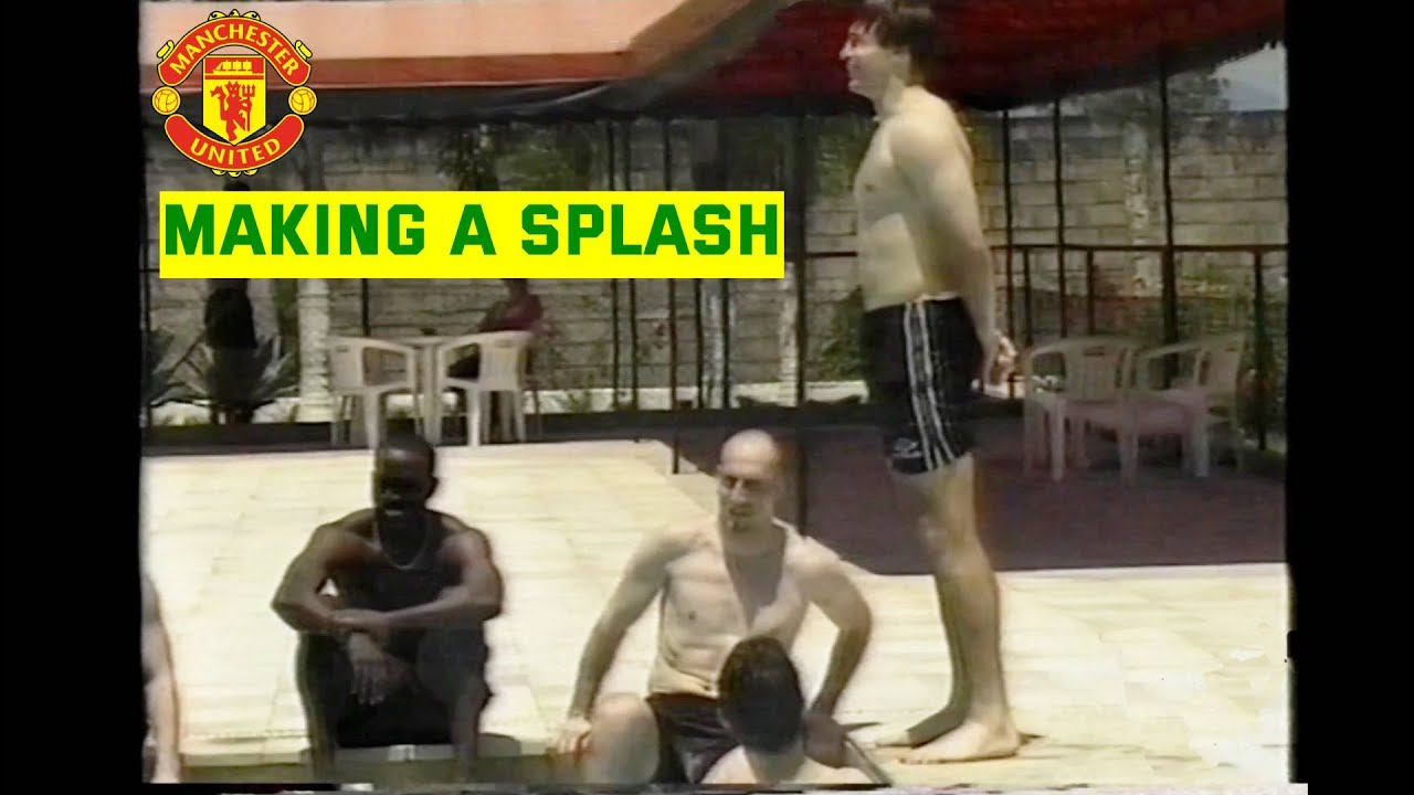 Manchester United Swimming Competition | Mark Bosnich Number 1? | January 2000