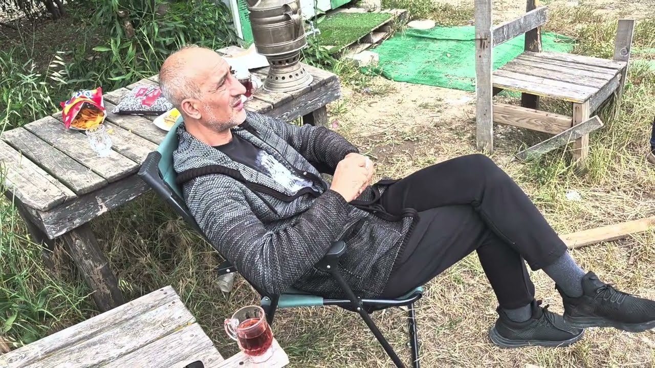 GÜMÜŞÜ SEYREDERKEN PLAYA BASMAYI UNUTURMU İNSAN?  BU KUŞ UNUTTURUR😀