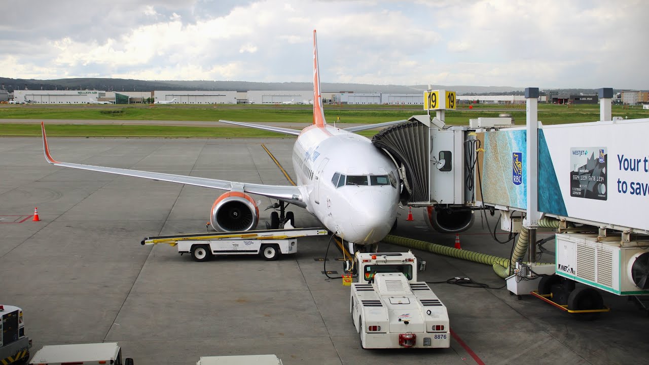 Full flight | Air North Boeing 737-55D | 4N774 Calgary to Whitehorse (C-FANF)