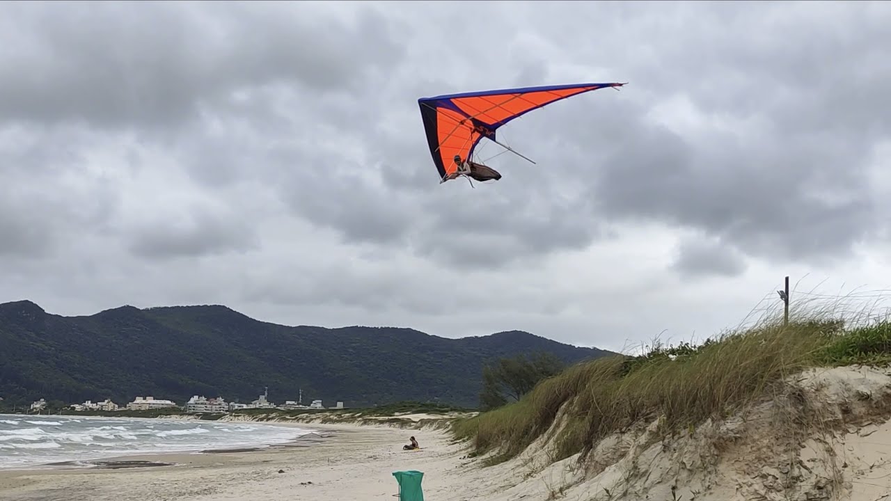 Make it Float! - Hang gliding Dune Gooning