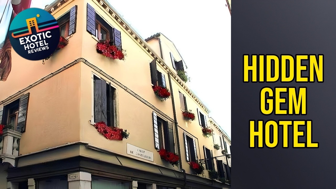 Locanda SS. Giovanni e Paolo Bed and Breakfast - Hidden Gem Hotel | Venice, Italy⭐