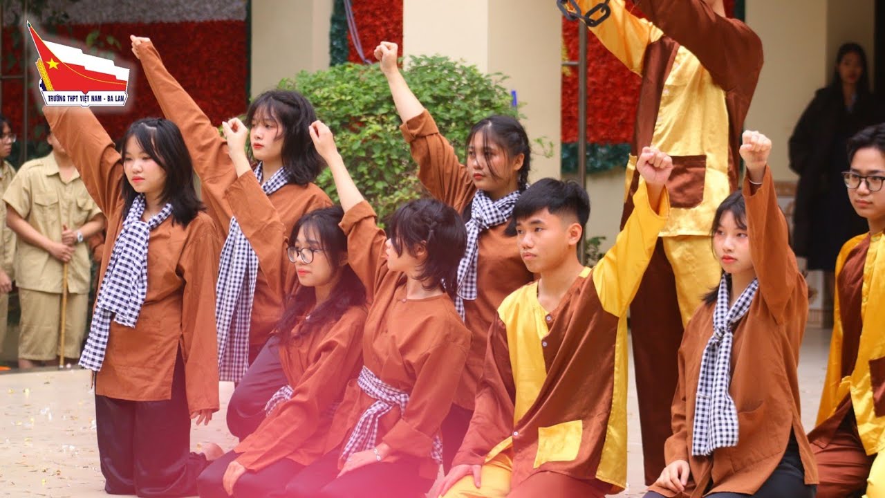 Một Vòng Việt Nam | 12A3, K62 THPT Việt Nam - Ba Lan