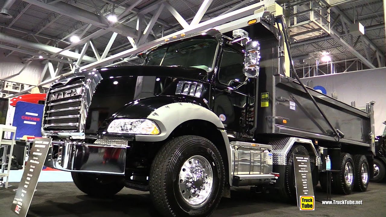 2022 Mack Granite Dump Truck - Exterior Interior Walkaround Tour - 2021 Salon Camion Lourd Quebec