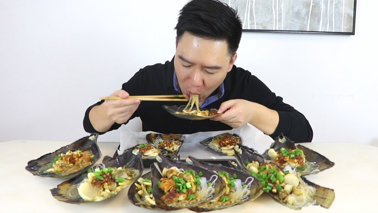 130元10个带子，配上文哥秘制蒜蓉酱，一半蒸一半烤，一口一个真过瘾！【水曲糯美食】