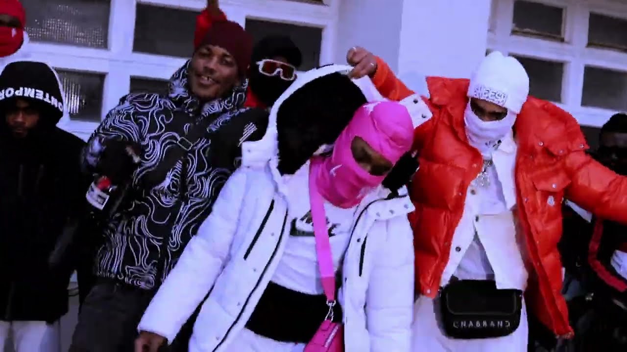Le P  - TOXIC - TMB Feat  @05dunord  x @GOFAST_22s Clip Officiel.