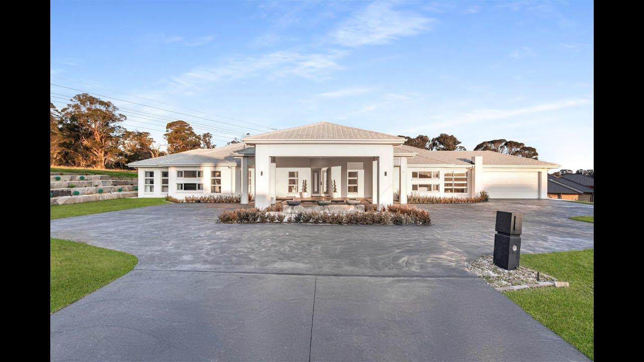 8 Brown Barrel Ridge, Moss Vale