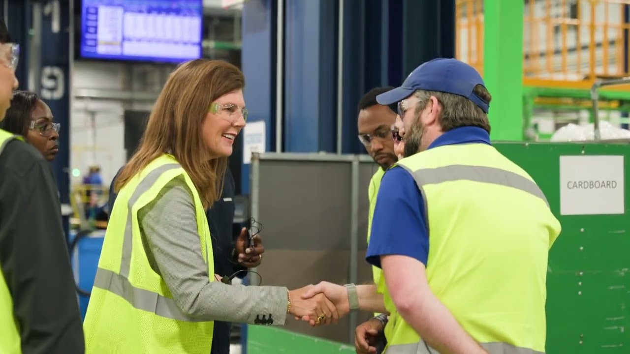 Lt. Governor Pamela Evette Visits Samsung in South Carolina