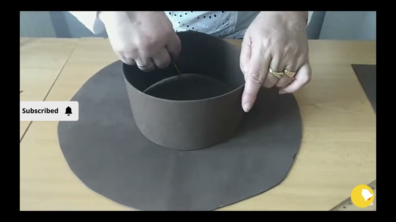 creando un sombrero de pirata