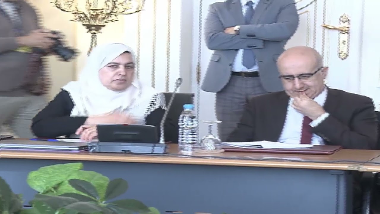 الجلسة الكاملة لجنة الفلاحة والتنمية الريفيةتعقد جلسة سماع إلى السيد وزير الفلاحة والتنمية الريفية