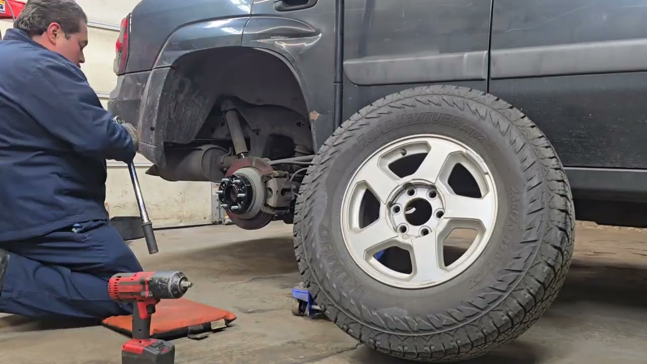 INSTALLING SPACERS On My 2007 Chevrolet Trailblazer SS???