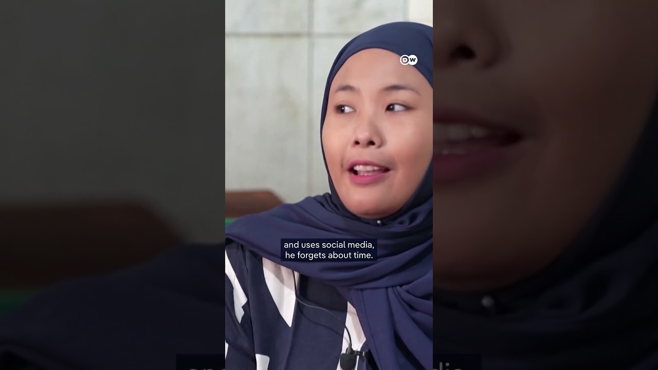 Indonesia to begin rollout of social media restrictions for under-16s | DW News