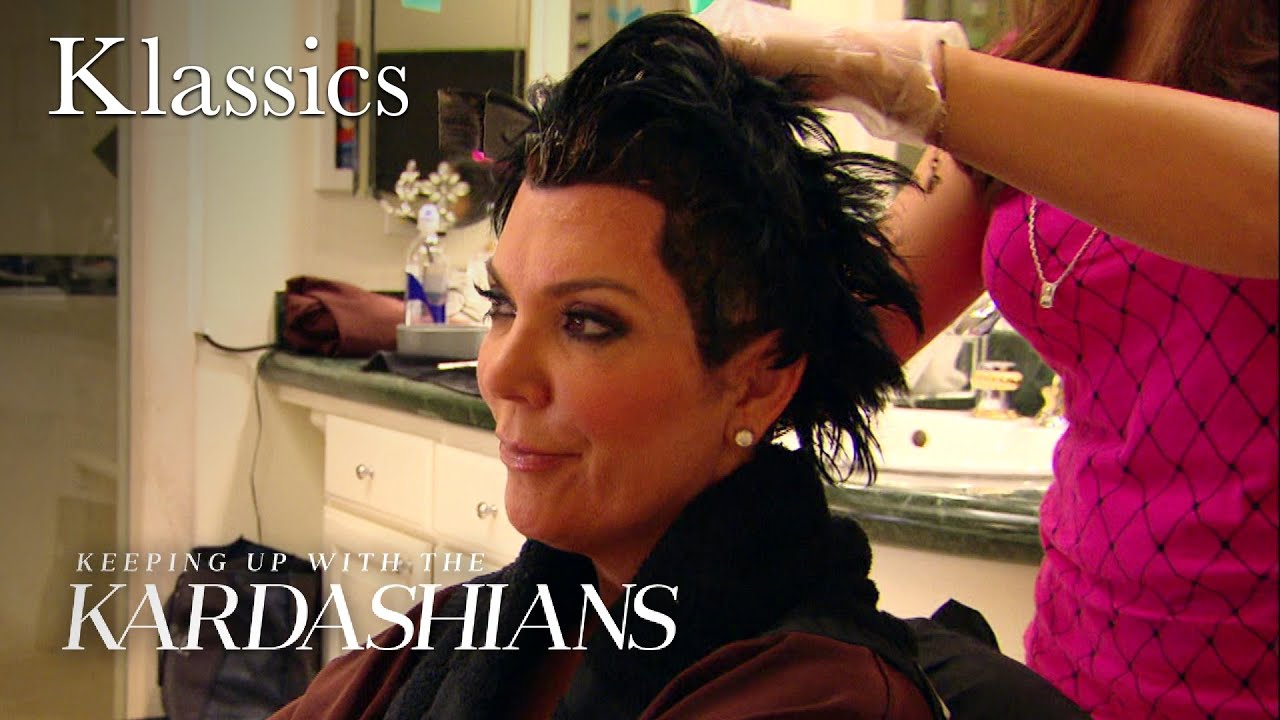 Kris Jenner Gets Her First Gray Hair | KUWTK Klassics | E!