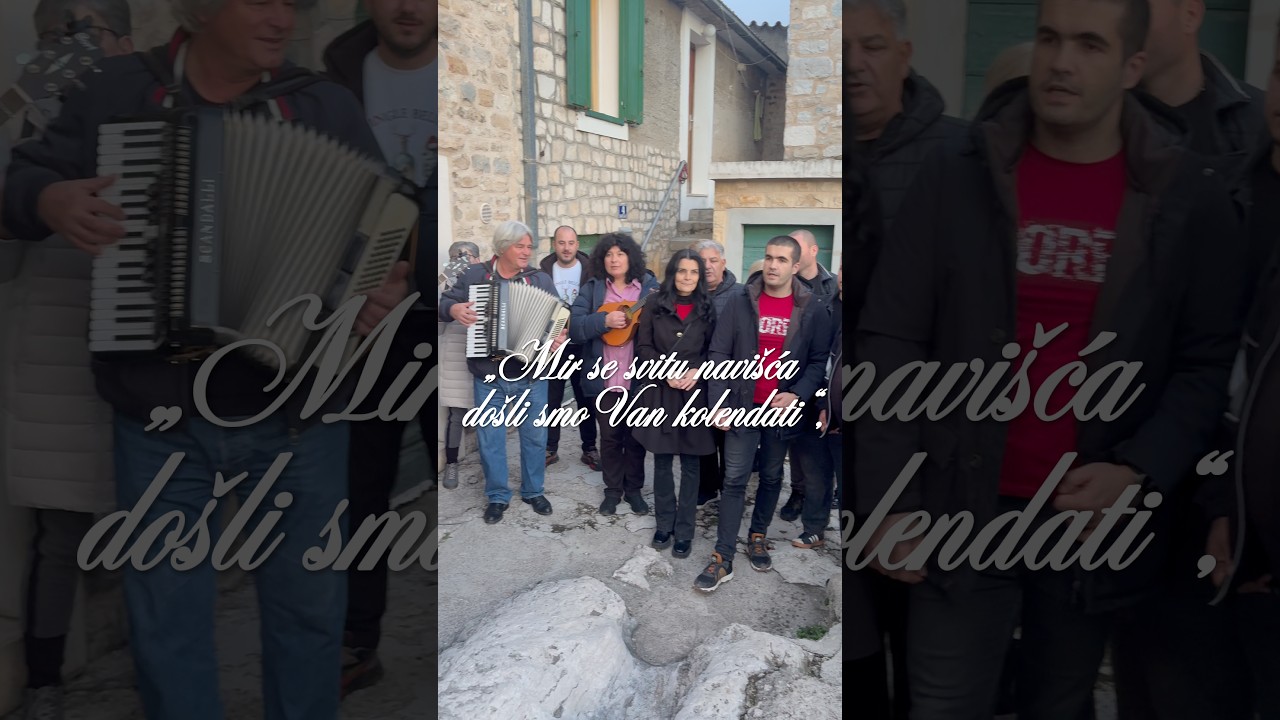 Ovako zvuči Božić u Sućurcu! 🕯️🎶 #shortsvideo