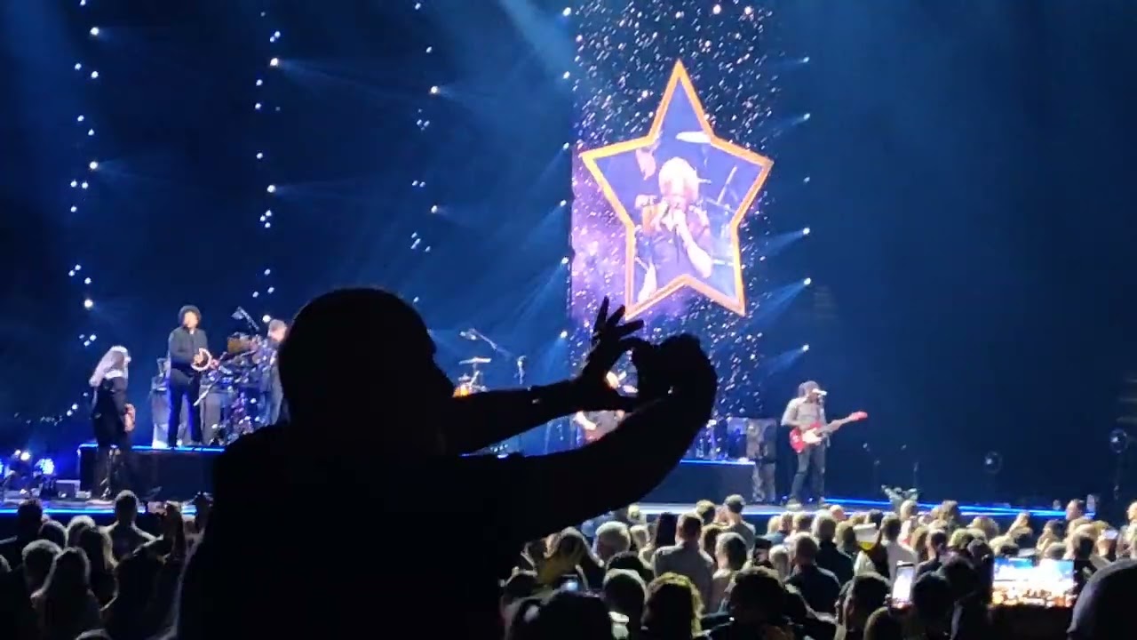 2022-02-06 Simply Red. Stars. Manchester AO Arena. Blue Eyed Soul tour.