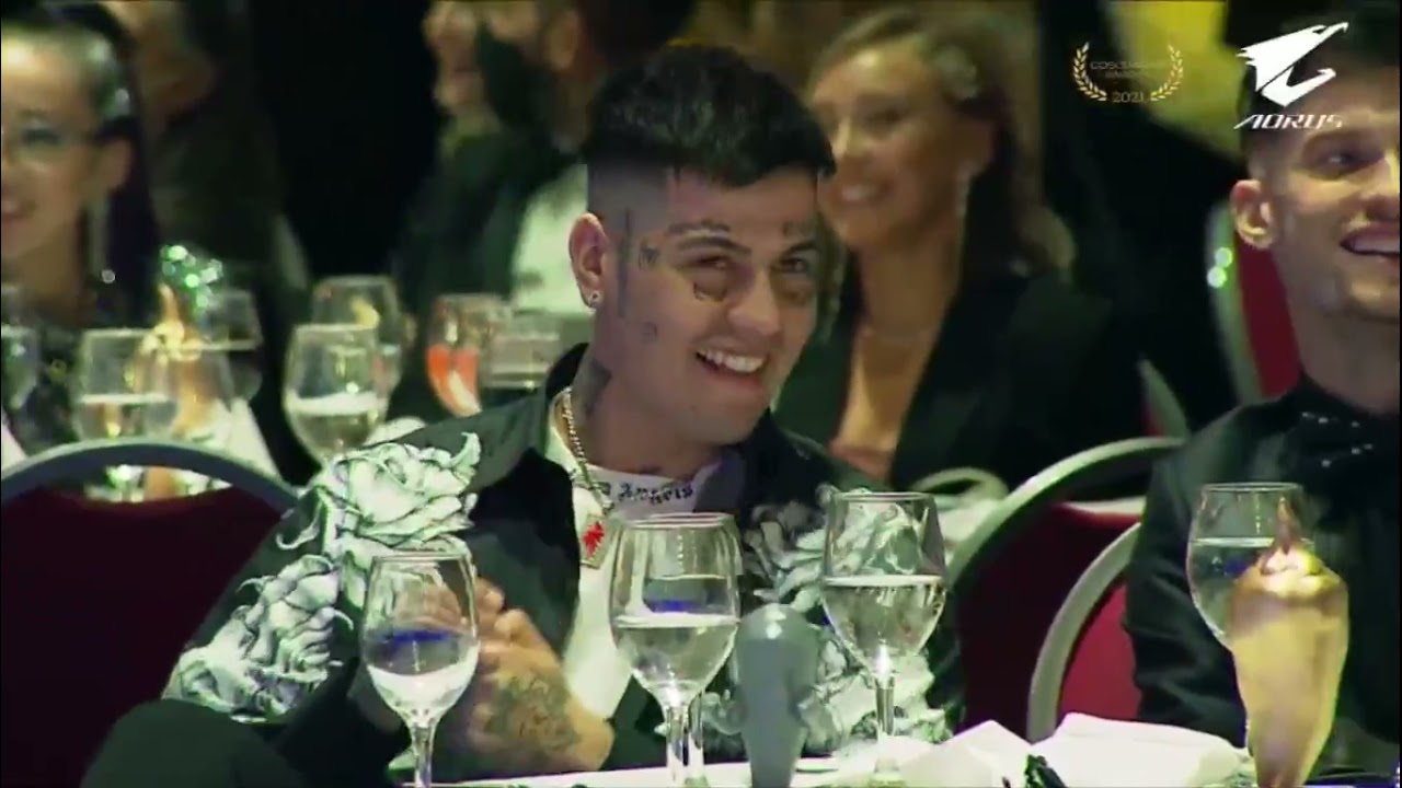 Coscu Y Momo Se Le Complican Las Cosas Para Poder Presentar Al Ganador De Mejor Roleplayer