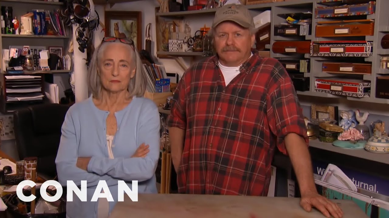 Bill Tull's Budget Holiday Tips 2014 | CONAN on TBS