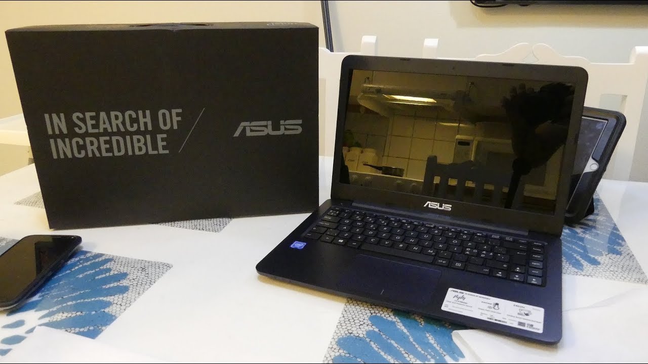 ASUS EeeBook E402NA 14 inch Unboxing