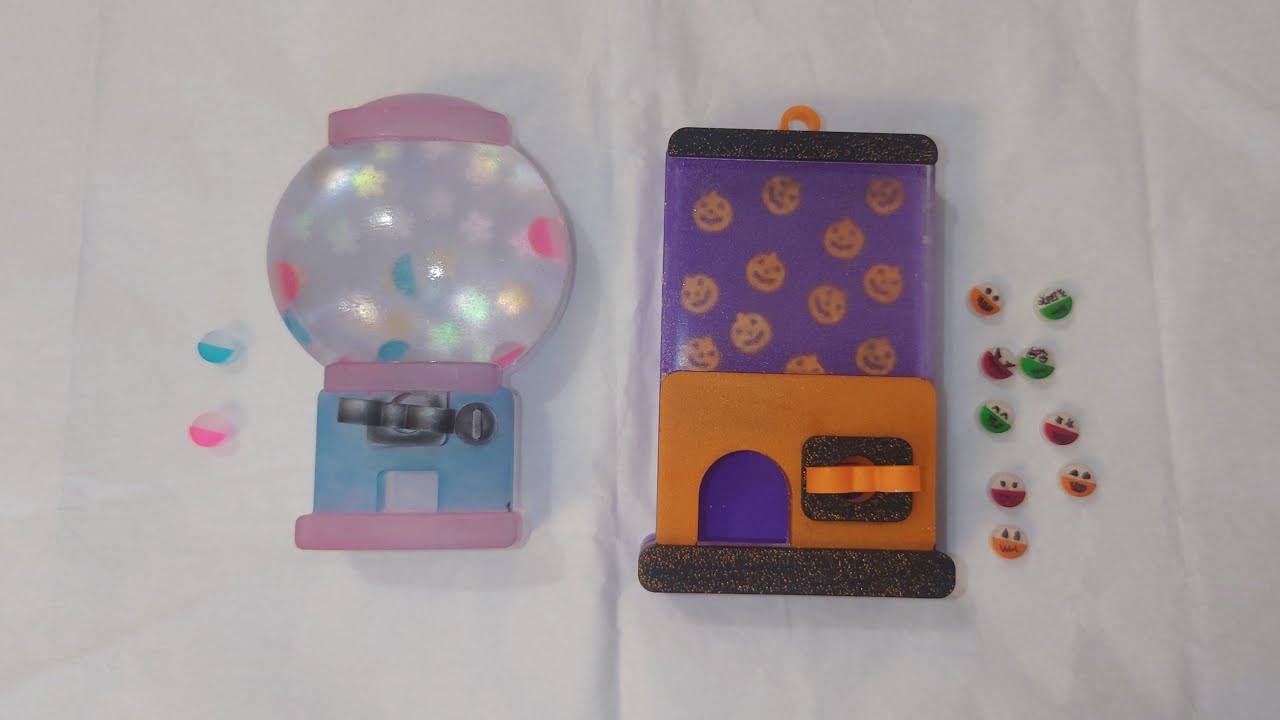 Sophie and Toffee Elves Box August 2025 – Working Gumball Machine & Halloween Gachapon