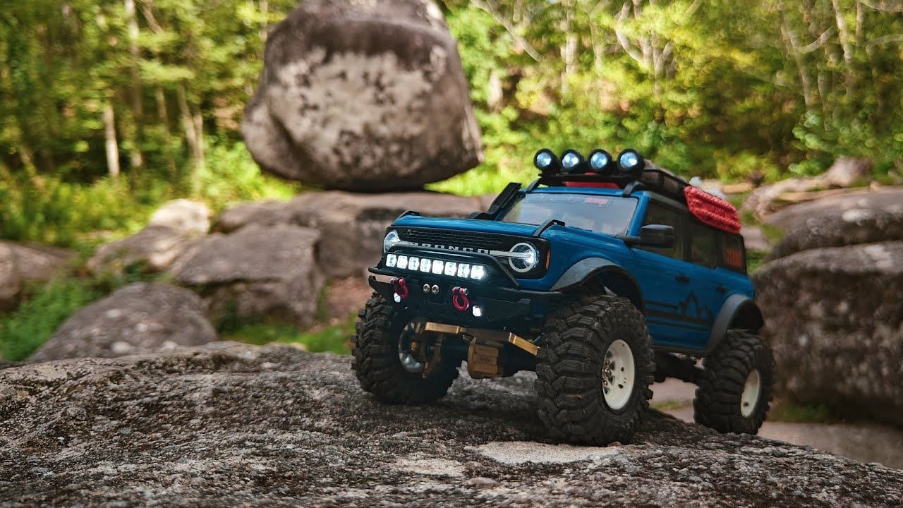 Traxxas TRX4M Ford Bronco Adventure Road