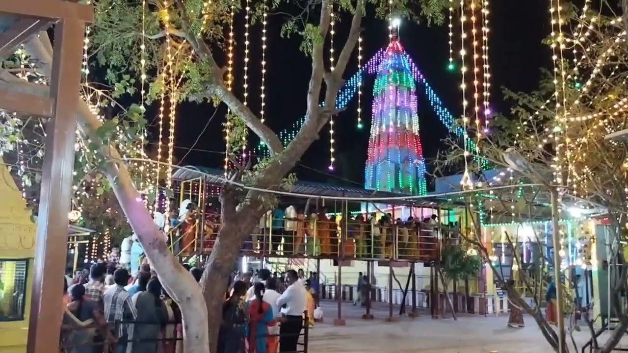 இரவில் மட்டும் திறக்கும் கோவில்/