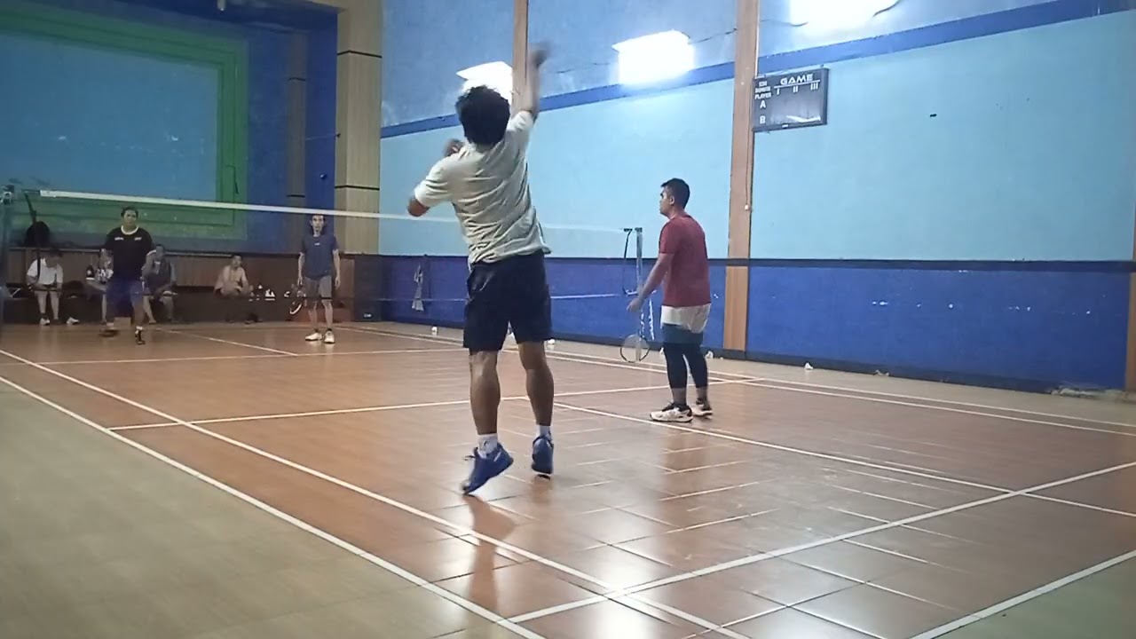 (ROKET/AJI VS ERRIE/AJUM) LATIHAN BERSAMA BADMINTON KOK KEDOT GOR DESA MEKARRAHAYU
