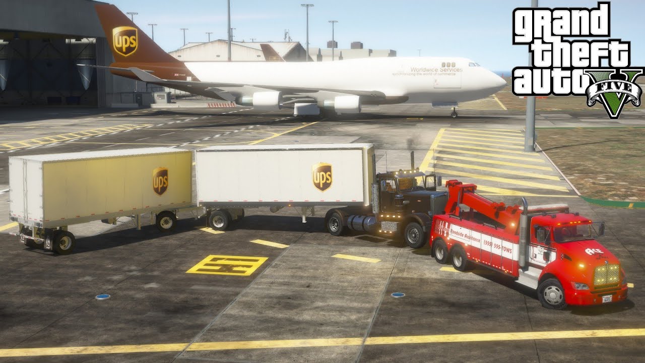 GTA 5 Real Life Mod #256 Тяжёлый эвакуатор тянет полуприцеп UPS и два прицепа из аэропорта