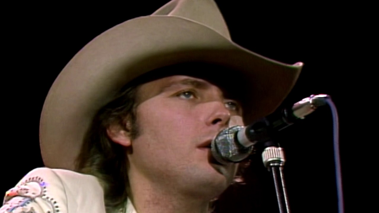 Dwight Yoakam - 